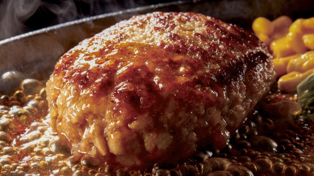 飛騨牛入りハンバーグ トリュフソース