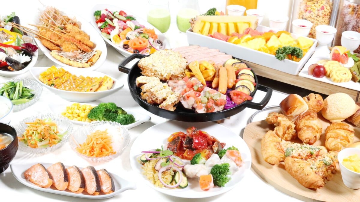朝食ビュッフェ（別角度 3）