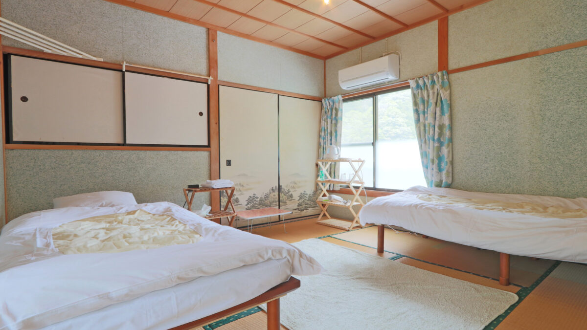 ｇｕｅｓｔｈｏｕｓｅ ｃｏｓｍｏｓ photo