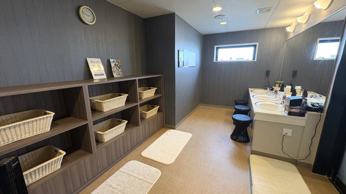 ホテルルートイン新居浜 photo