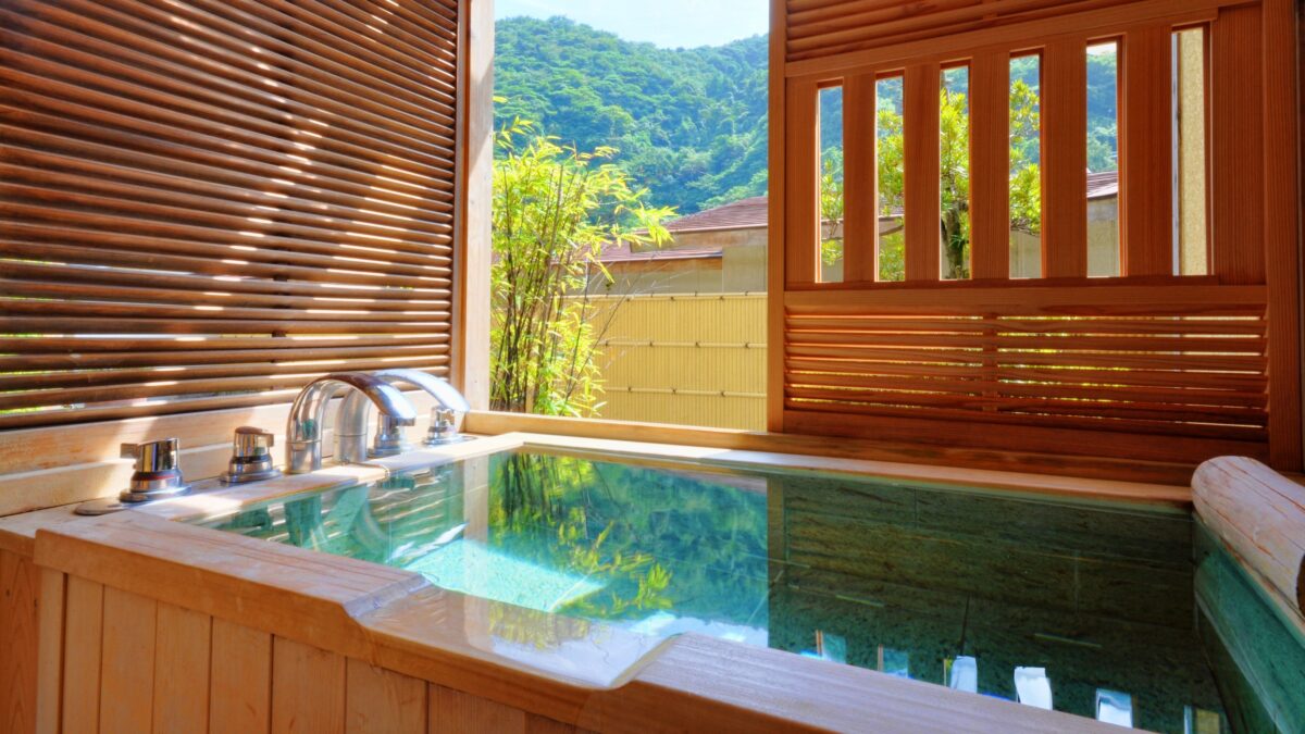箱根湯本温泉 ホテル おかだ photo