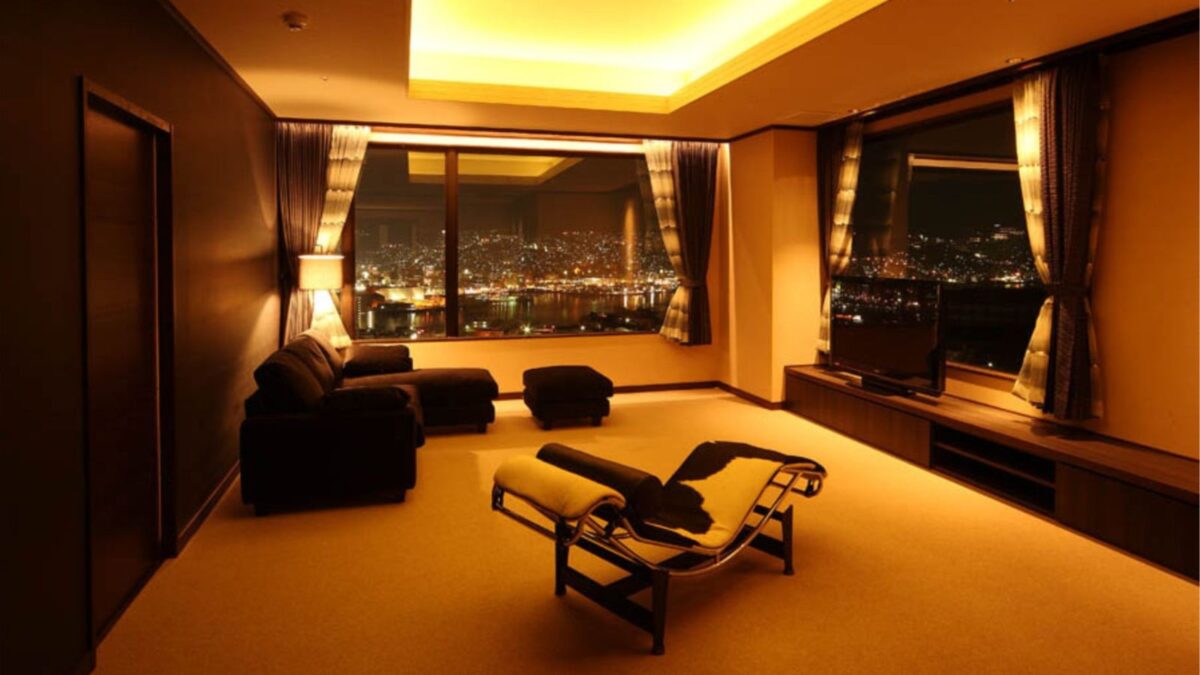 稲佐山温泉 ホテルアマンディ 〜長崎の日本三大夜景を一望〜 photo