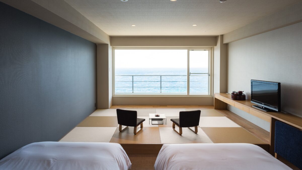 ＳＨＩＲＡＨＡＭＡ ＫＥＹ ＴＥＲＲＡＣＥ ＨＯＴＥＬ ＳＥＡＭＯＲＥ（ホテルシーモア） photo