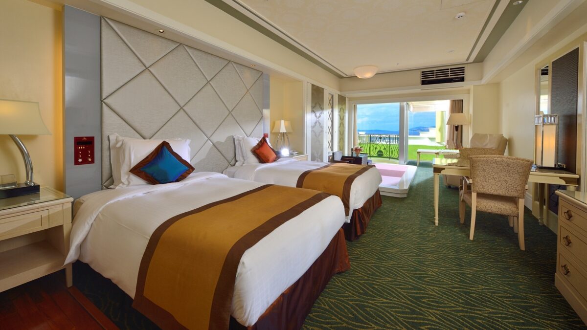 ＯＫＩＮＡＷＡ ＫＡＲＩＹＵＳＨＩ ＲＥＳＯＲＴ ＥＸＥＳ ＯＮＮＡ（エグゼス恩納） photo