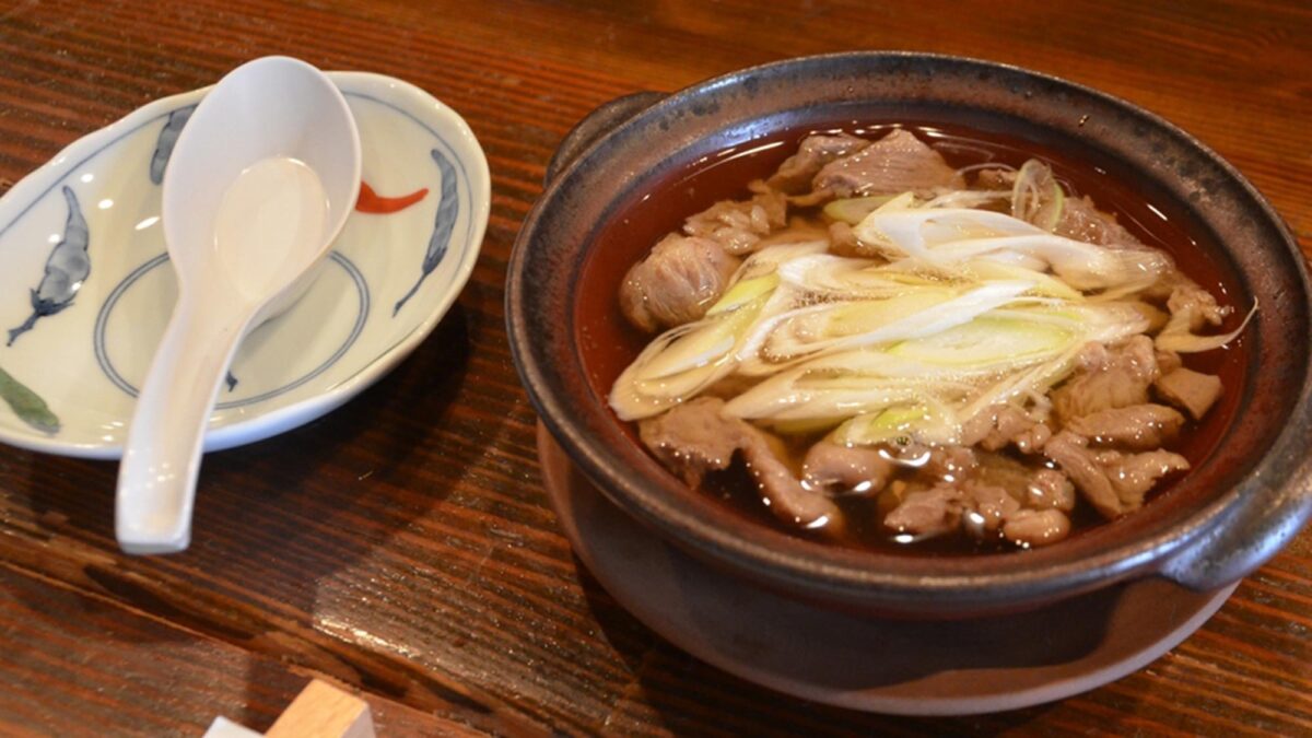 食事処「峡や」お料理一例（別角度 2）