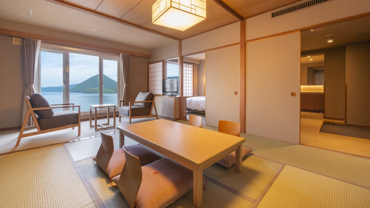 洞爺湖万世閣ホテルレイクサイドテラス photo