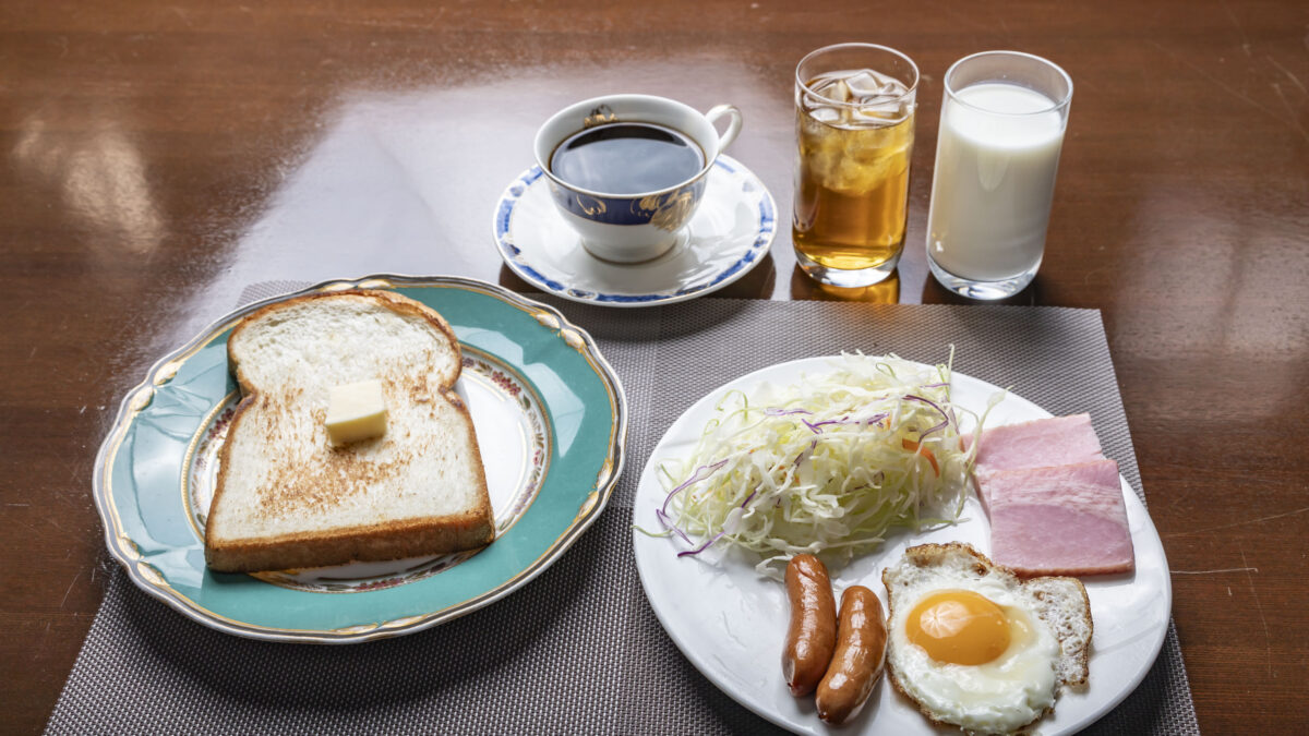 朝食一例（別角度 2）