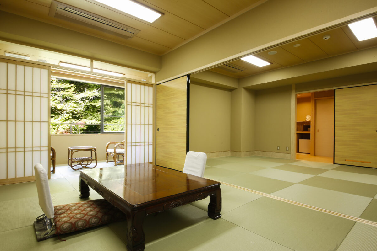 信貴山観光ホテル photo