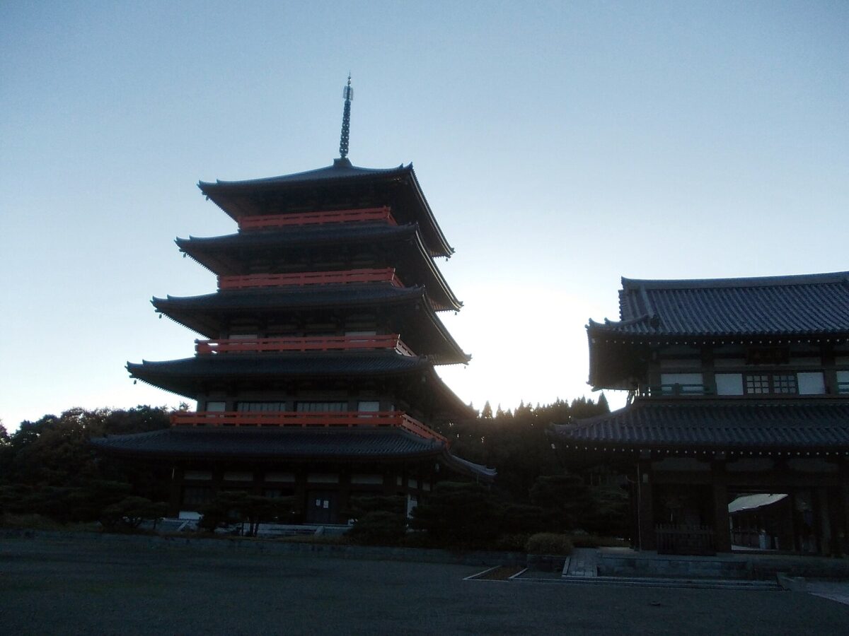 蓮華院誕生寺 奥之院