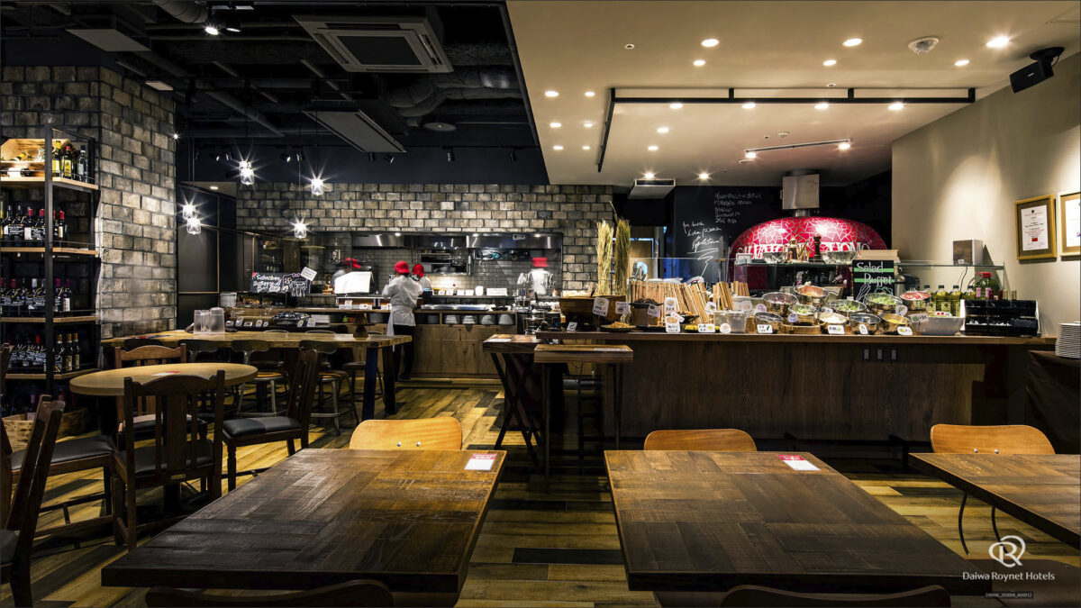 1階レストラン サルヴァトーレ・クオモ＆BAR（別角度 2）
