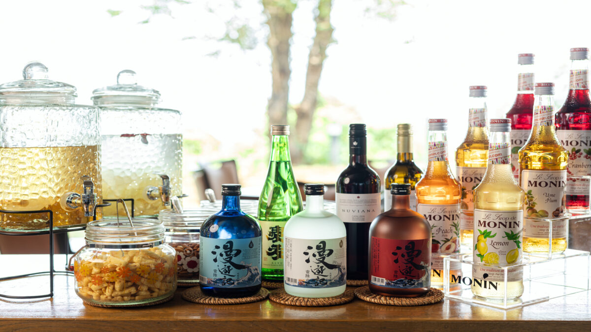 【宿泊の方限定】茨城の地酒飲み放題・おつまみ食べ放題の『よがっぺラウンジ』が期間限定オープン