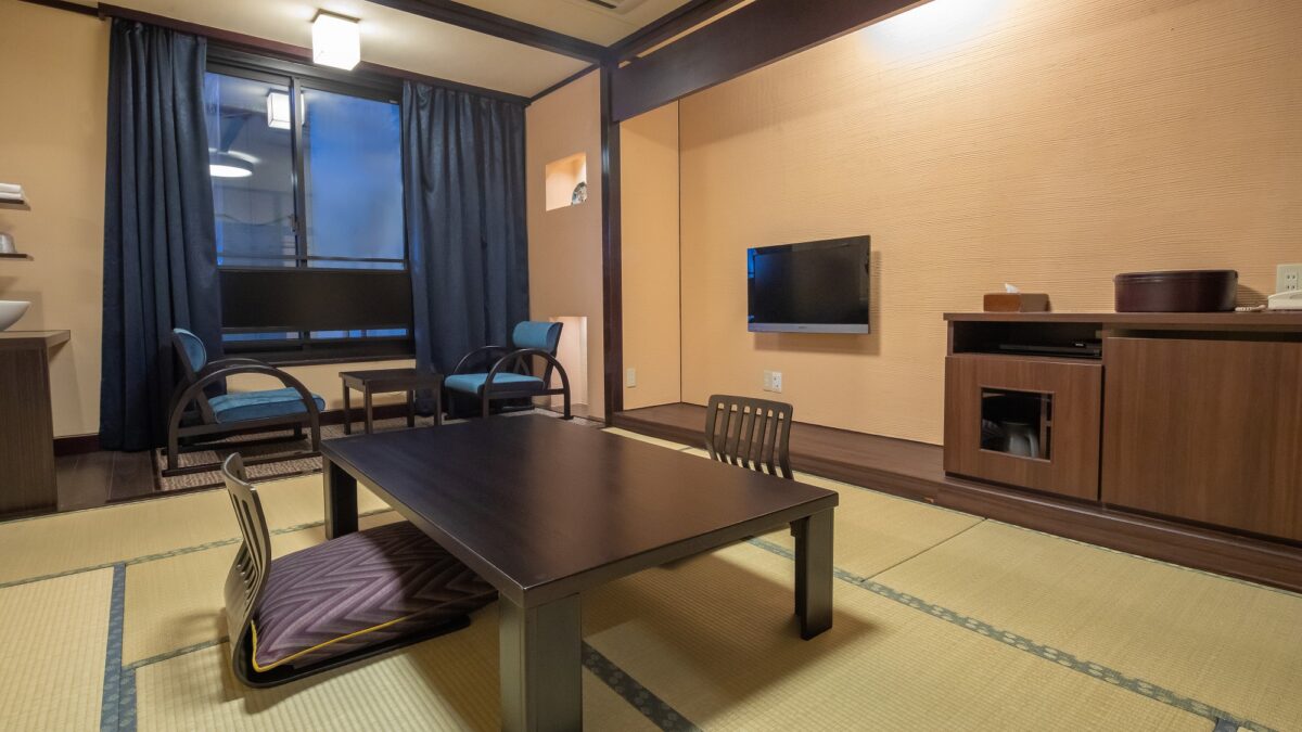 上諏訪温泉 しんゆ（親湯） photo