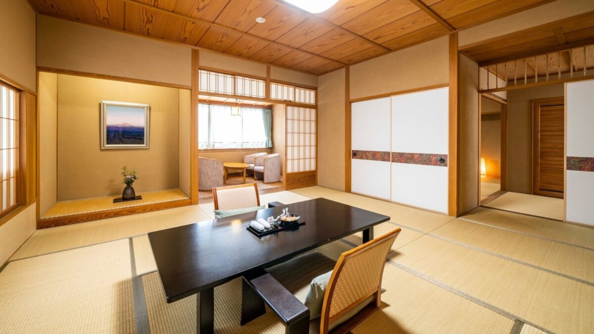 赤湯温泉 上杉の御湯 御殿守 photo