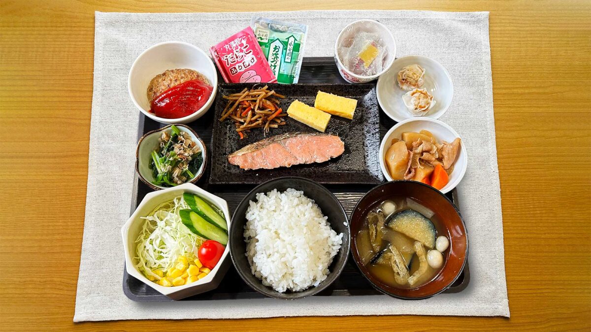 朝食（別角度 2）