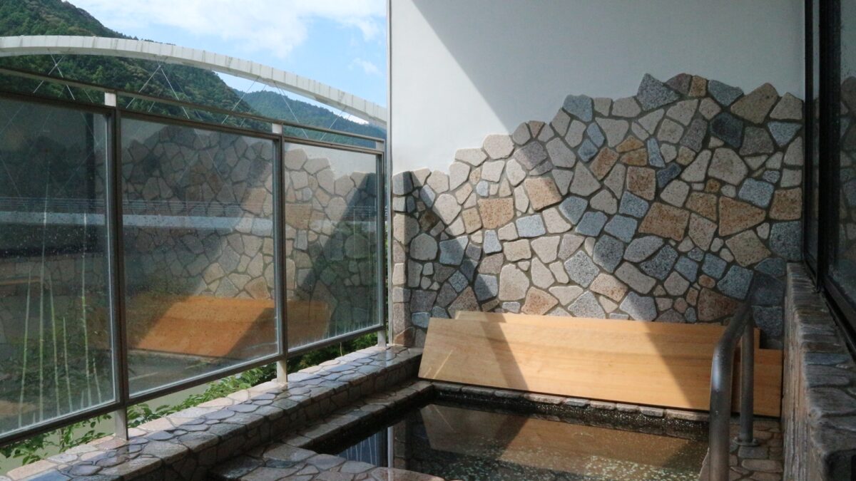 もみじ川温泉 photo