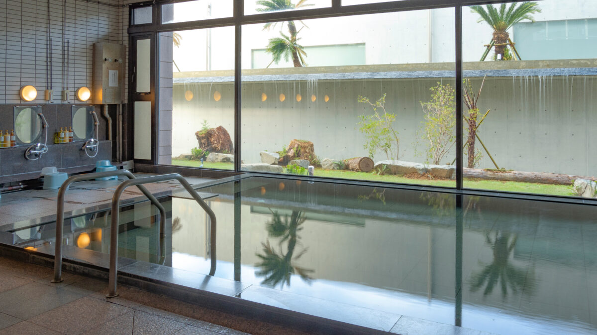 ＴＨＥ ＨＯＴＥＬ ＹＡＫＵＳＨＩＭＡ ＯＣＥＡＮ ＆ ＦＯＲＥＳＴ＜屋久島＞ photo