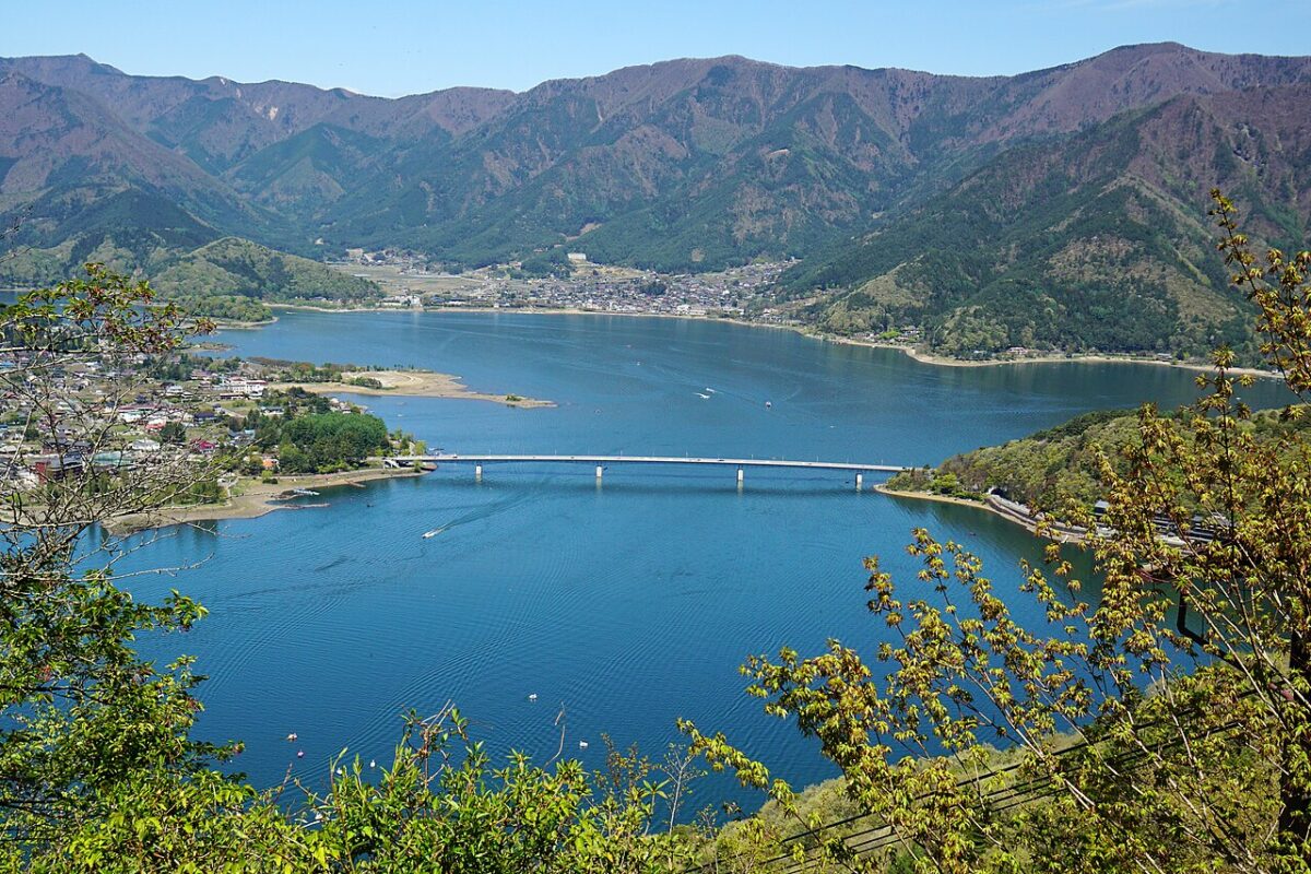 河口湖與河口湖大橋，2017年攝影